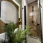 Family & Business Sauna Baltic Horizon No 1 Premium - 3 Bedroom With Private Sauna, Jacuzzi, Rooftop Gym & Panoramic Terrace, Balcony, Underground Garage شقة