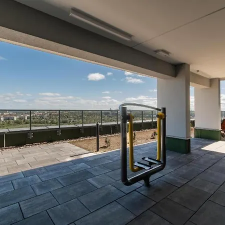 Family & Business Sauna Baltic Horizon No 1 Premium - 3 Bedroom With Private Sauna, Jacuzzi, Rooftop Gym & Panoramic Terrace, Balcony, Underground Garage דירה *