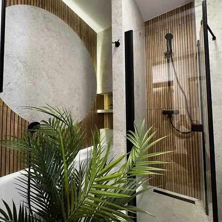 Family & Business Sauna Baltic Horizon No 1 Premium - 3 Bedroom With Private Sauna, Jacuzzi, Rooftop Gym & Panoramic Terrace, Balcony, Underground Garage דירה