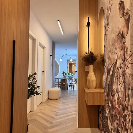 דירה Family & Business Sauna Baltic Horizon No 1 Premium - 3 Bedroom With Private Sauna, Jacuzzi, Rooftop Gym & Panoramic Terrace, Balcony, Underground Garage גדנסק