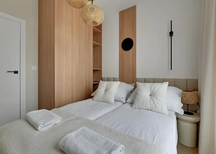 Family & Business Sauna Baltic Horizon No 1 Premium - 3 Bedroom With Private Sauna, Jacuzzi, Rooftop Gym & Panoramic Terrace, Balcony, Underground Garage Lägenhet Gdańsk