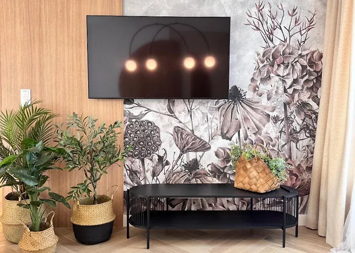 Family & Business Sauna Baltic Horizon No 1 Premium - 3 Bedroom With Private Sauna, Jacuzzi, Rooftop Gym & Panoramic Terrace, Balcony, Underground Garage Apartment