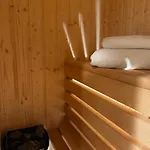 Family & Business Sauna Baltic Horizon No 1 Premium - 3 Bedroom With Private Sauna, Jacuzzi, Rooftop Gym & Panoramic Terrace, Balcony, Underground Garage 그단스크