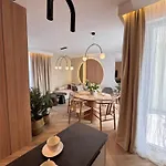 Family & Business Sauna Baltic Horizon No 1 Premium - 3 Bedroom With Private Sauna, Jacuzzi, Rooftop Gym & Panoramic Terrace, Balcony, Underground Garage 아파트 *