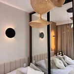아파트 Family & Business Sauna Baltic Horizon No 1 Premium - 3 Bedroom With Private Sauna, Jacuzzi, Rooftop Gym & Panoramic Terrace, Balcony, Underground Garage