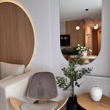 Family & Business Sauna Baltic Horizon No 1 Premium - 3 Bedroom With Private Sauna, Jacuzzi, Rooftop Gym & Panoramic Terrace, Balcony, Underground Garage * Danzica